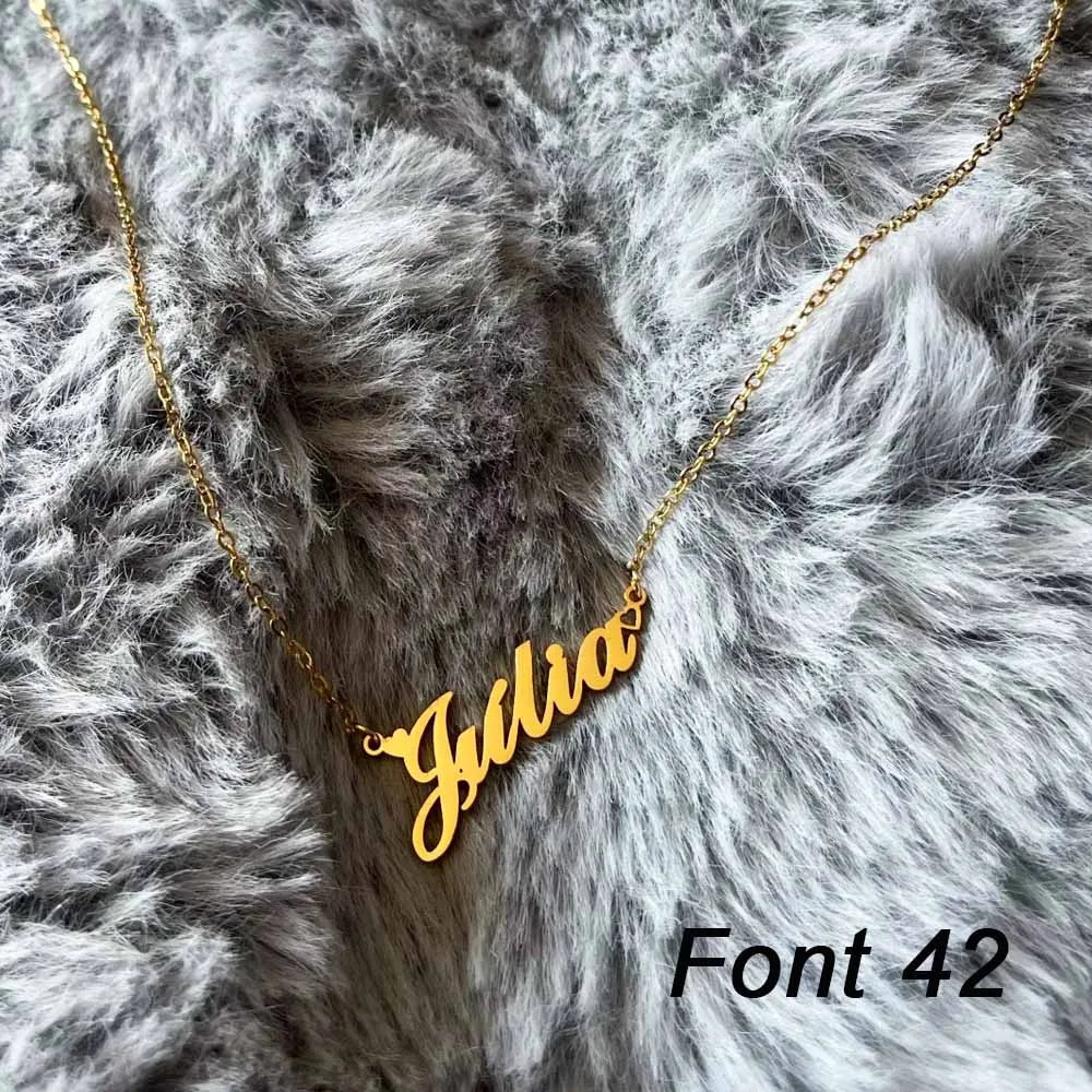 Élan Signature Name Necklace
