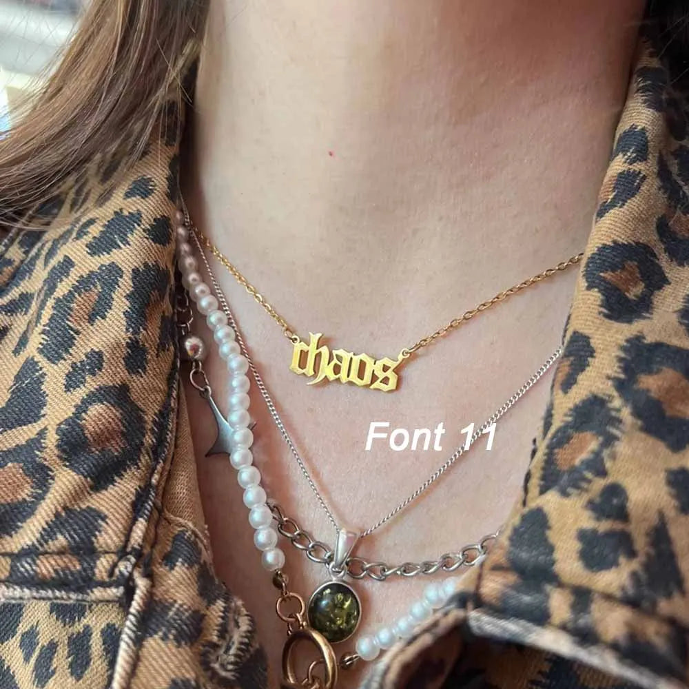 Élan Signature Name Necklace